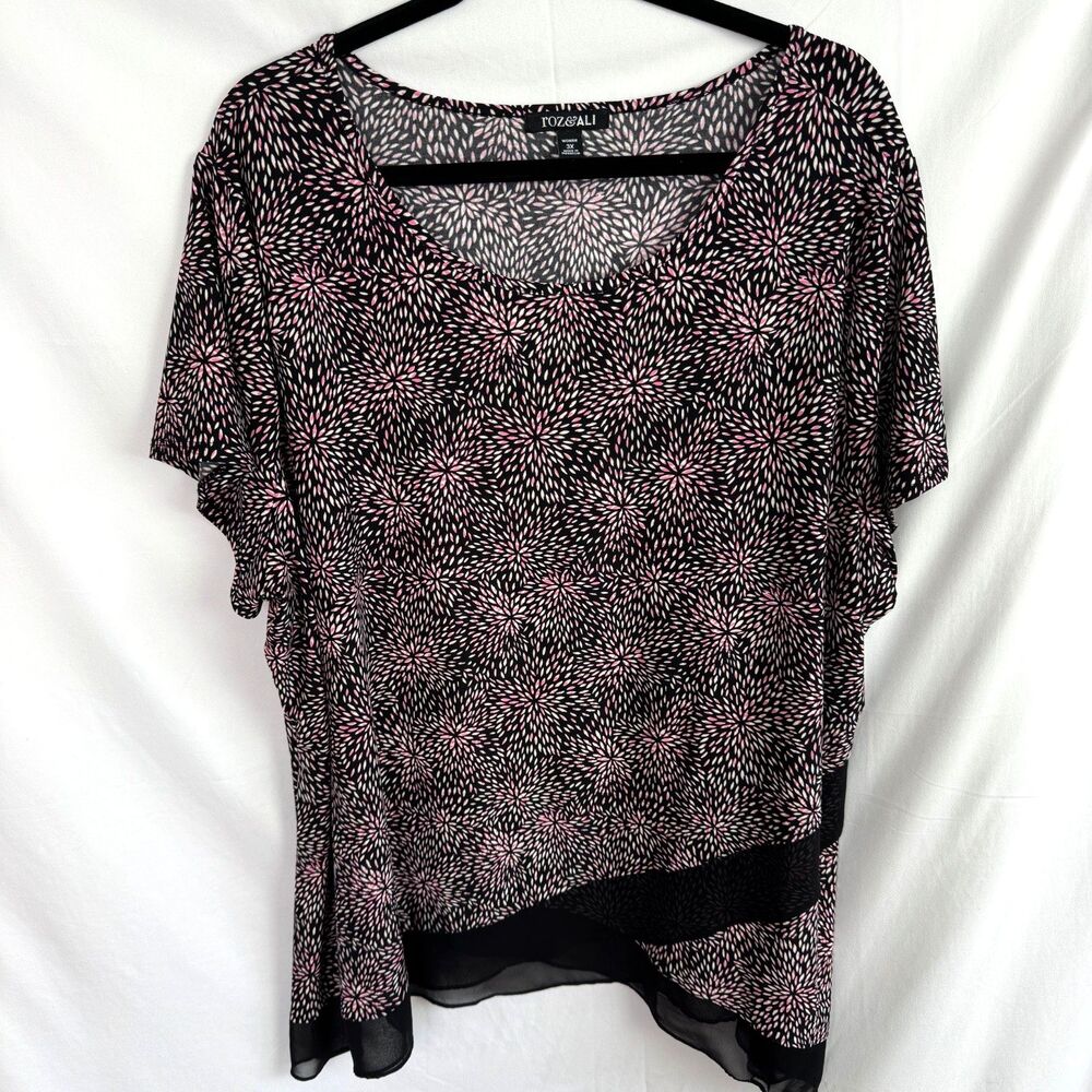 Roz & Ali Women's Blouse Top Size 3X Black/Pink/White Print Short Sleeves
